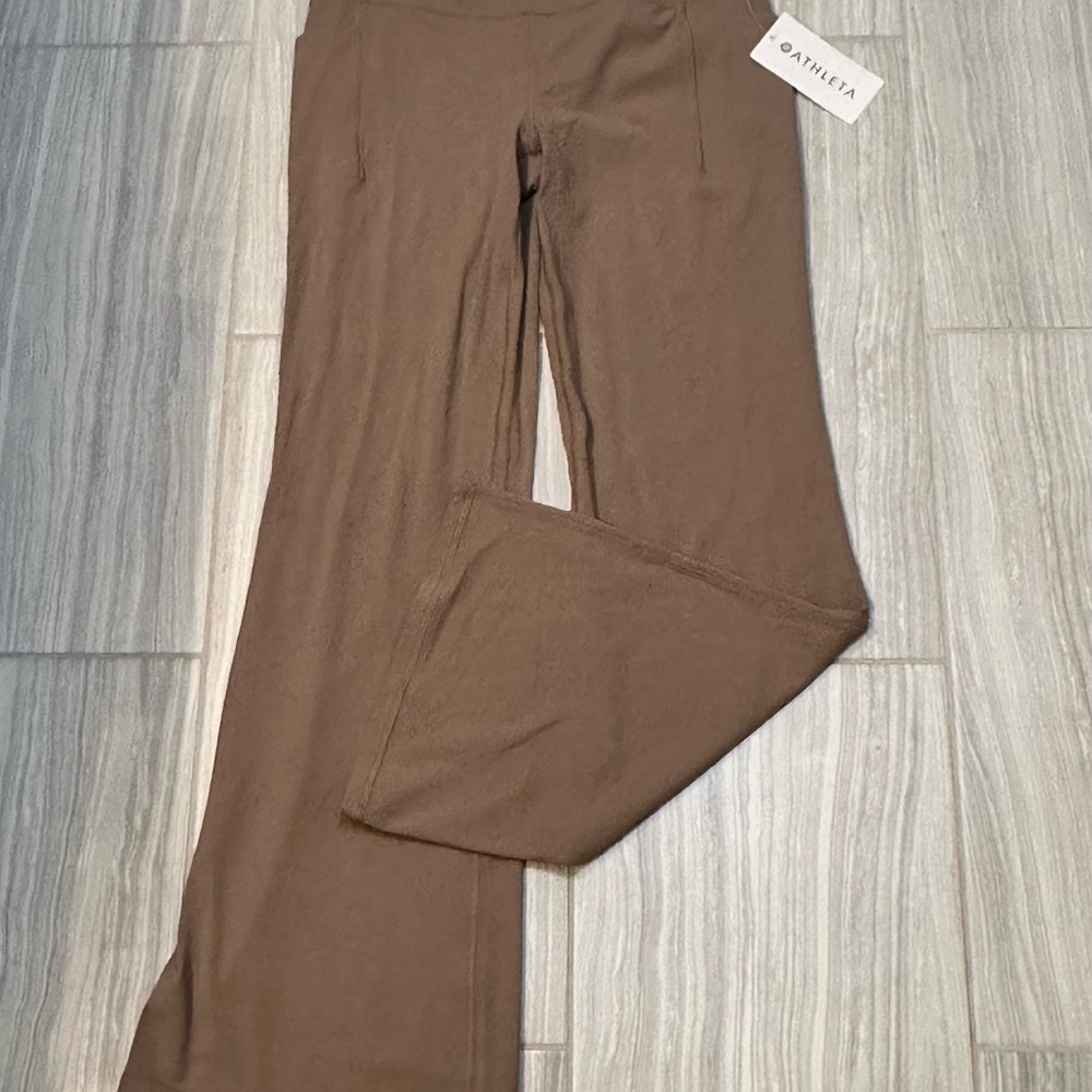Athleta Salutation Stash High Rise Flare Pant NWT Size XL - Picture 3 of 11
